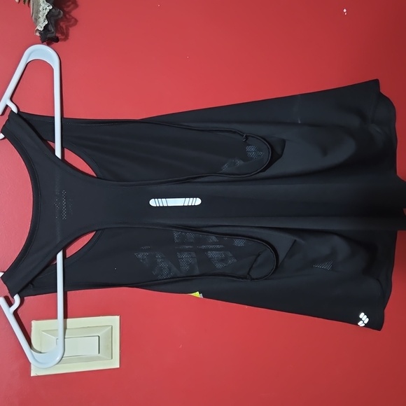 Run Tank - Picture 2 of 2